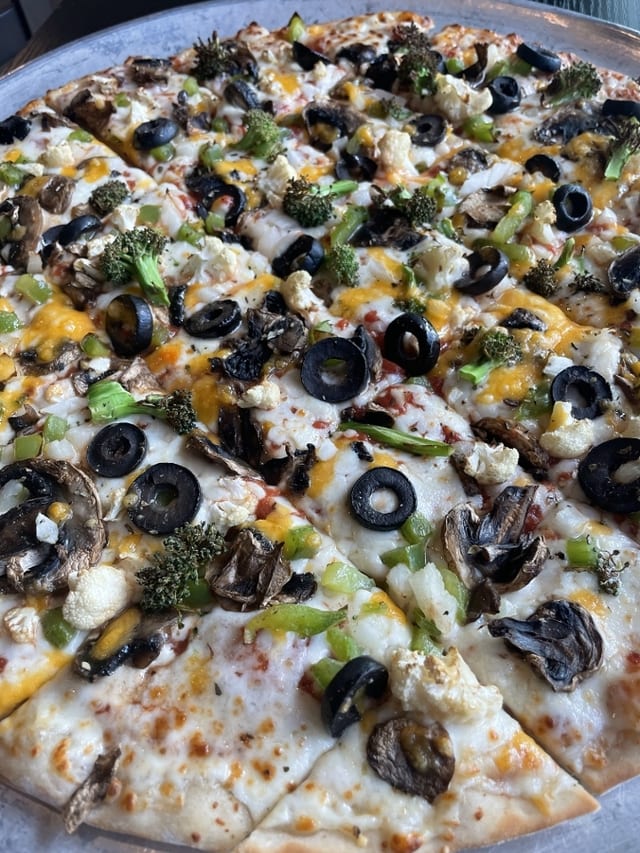 XL Thin Veggie Supreme.