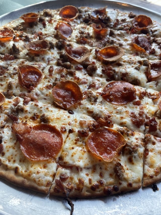 XL Thin Meat Lovers.